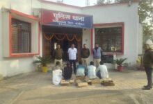 अवैध शराब कारोबार पर कसा शिकंजा — 63 प्रकरणों में 717 पाव से अधिक मदिरा जब्त, 63 आरोपी गिरफ्तार 3 IMG 20251221 WA0044