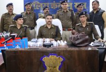 सस्ते सोने का लालच देकर बुलाया और चाकू की नोक पर साढ़े 8 लाख रु की डकैती को दिया अंजाम, पारधी गिरोह को पकड़ने में कोतवाली पुलिस को मिली सफलता 9 IMG 20251226 WA0021