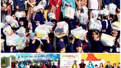 प्रेस्टीज ग्रुप की महिलाओं द्वारा विभिन्न स्कूलों में बच्चों को दी गयी शैक्षणिक सामाग्री खिल उठे चेहरे 6 Picsart 25 12 20 17 48 50 832