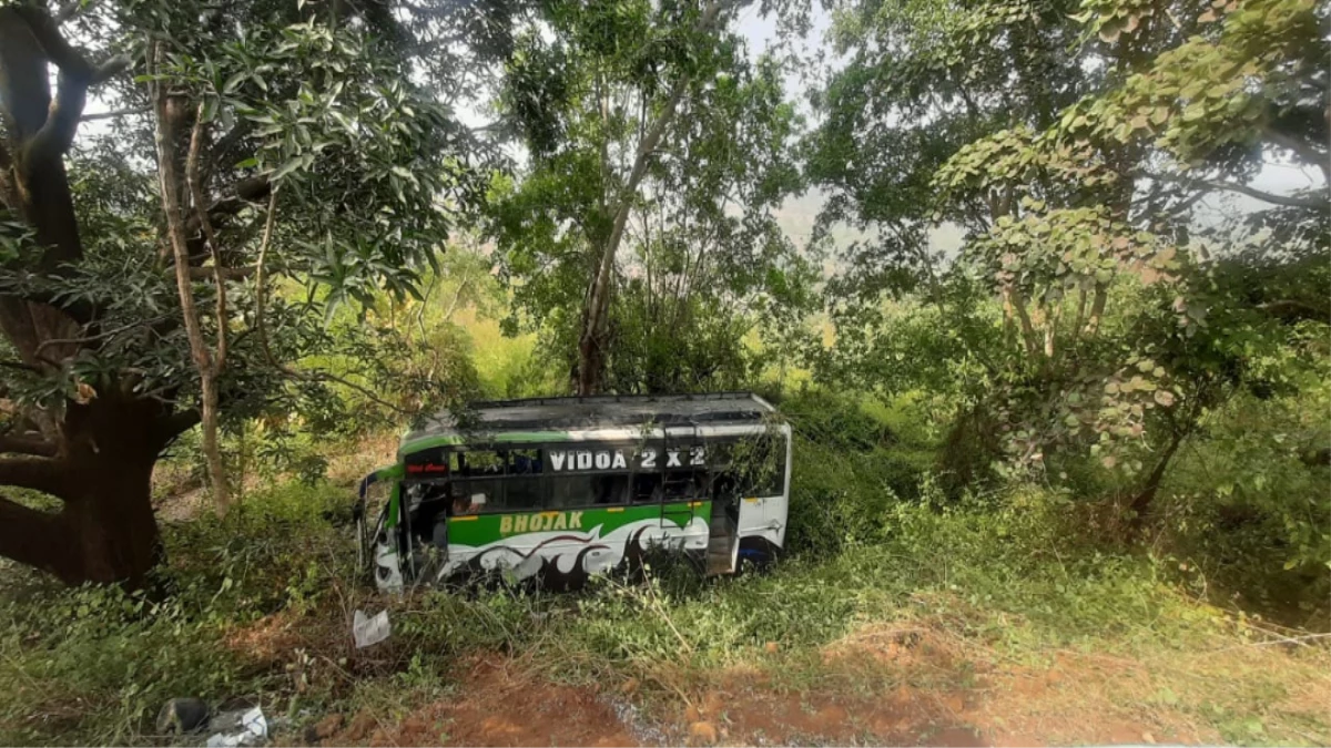 03 01 2026 dindori bus accident