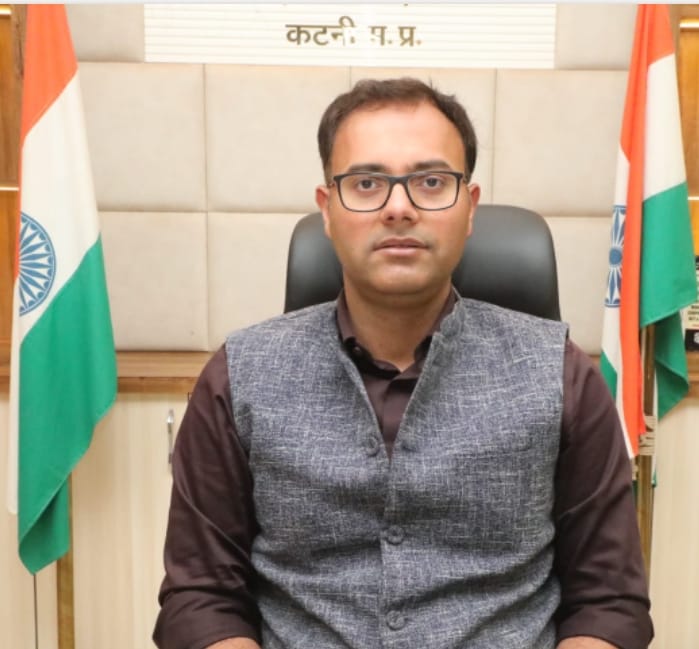 रपटा नाले पर अवैध बाउंड्रीवॉल: कलेक्टर कोर्ट सख्त, 24 मार्च को हटेगा कब्जा 22 IMG 20260322 WA0010