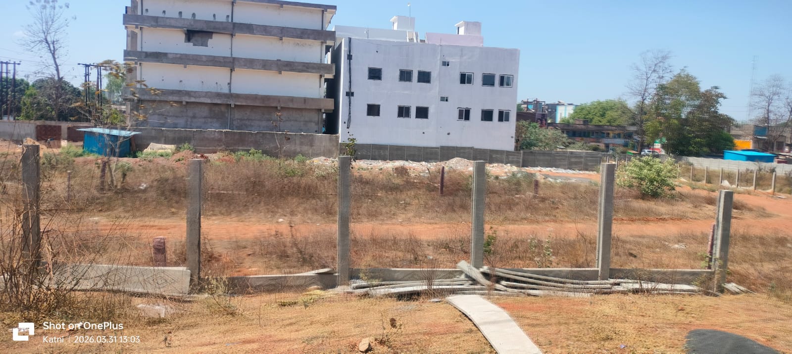 कटनी में भूमाफिया का आतंक या पुलिस की चुप्पी? चौकीदार को बांधकर पीटा, बाउंड्री वॉल तोड़ी—कार्रवाई पर उठे सवाल 22 IMG 20260331 WA0077