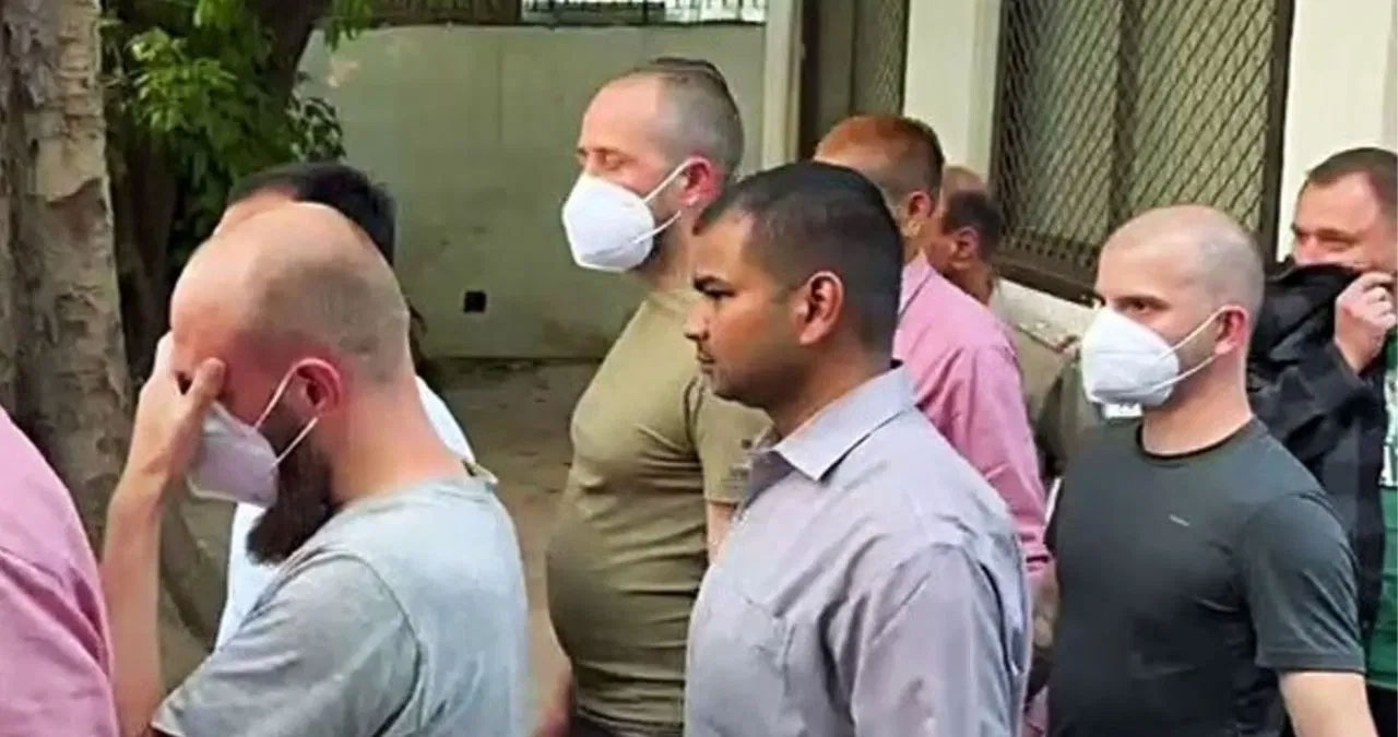 भारत को दहलाने की साजिश नाकाम, म्यांमार कनेक्शन के साथ 7 विदेशी हिरासत में 22 भारत को दहलाने की साजिश नाकाम, म्यांमार कनेक्शन के साथ 7 विदेशी हिरासत में