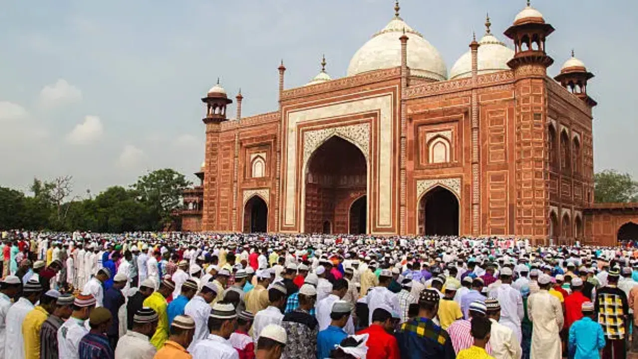 Eid-ul-Fitr 2026: भारत में कब और क्यों अलग-अलग राज्यों में मनाई जा रही है ईद?