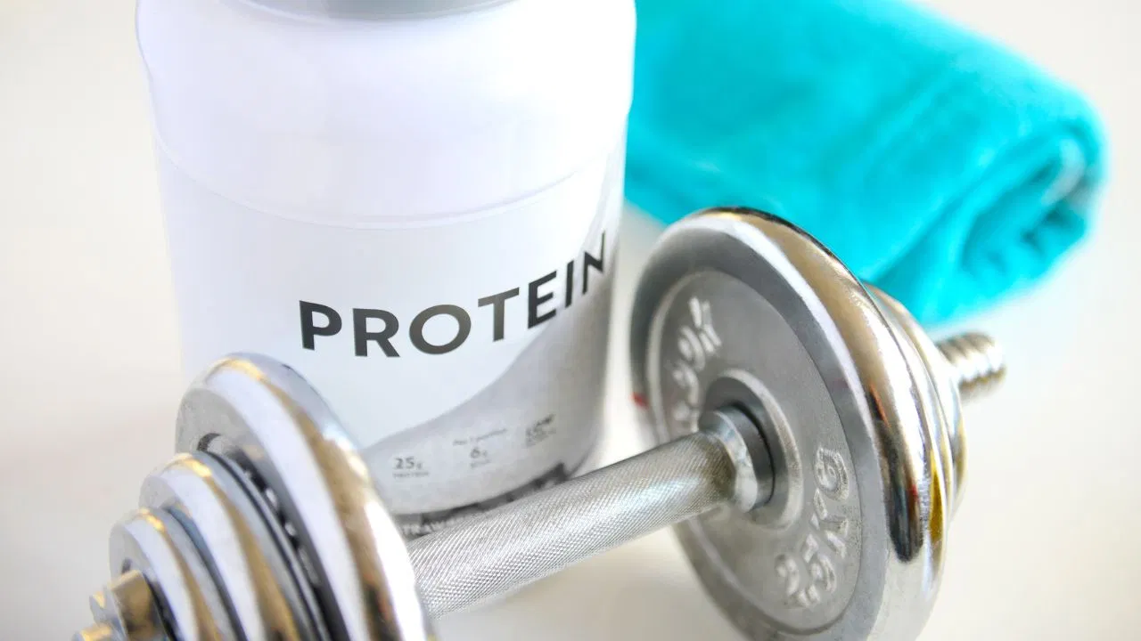 ज्यादा प्रोटीन सप्लीमेंट से लिवर को खतरा? एक्सपर्ट ने बताई सावधानियां 22 ज्यादा प्रोटीन सप्लीमेंट से लिवर को खतरा? एक्सपर्ट ने बताई सावधानियां