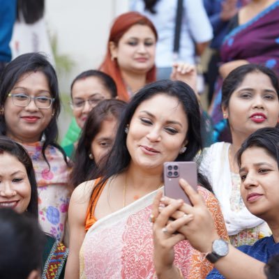 रिनिकी सरमा ने कांग्रेस के आरोप को बताया फ़ोटोशॉप, पवन खेड़ा से भिड़ी सियासत