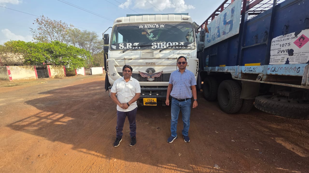 Katni Mineral Mafia News: कटनी में खनिज माफियाओं पर प्रशासन का चाबुक- बिना नंबर और ओवरलोड चल रहे दो भारी वाहन जब्त, हाईटेक ‘ई-चेक गेट’ से हो रही निगरानी