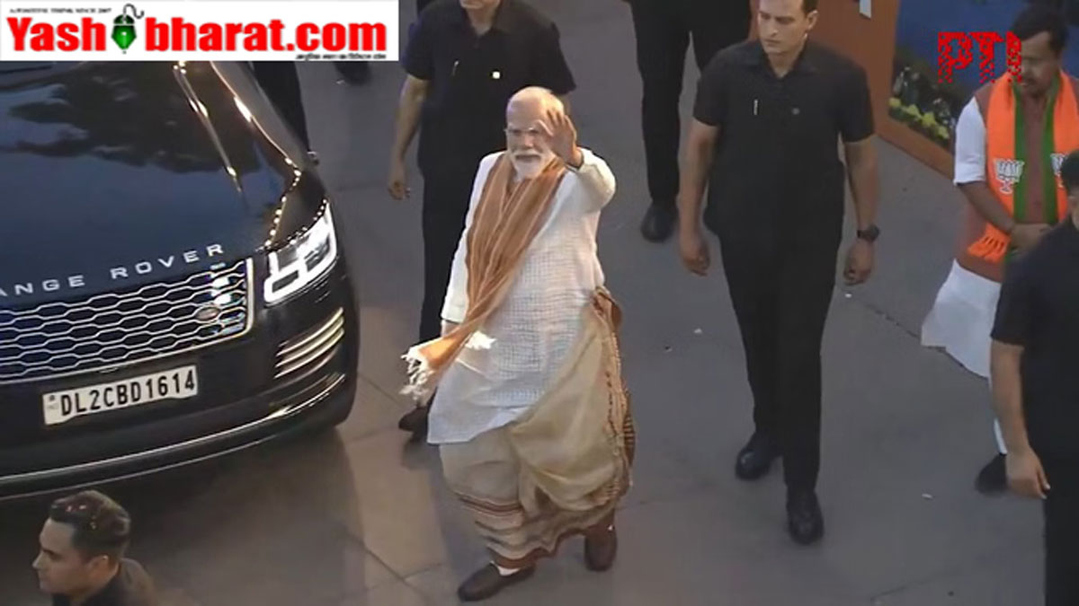 बंगाली वेशभूषा में PM मोदी का दिल्ली में ग्रैंड वेलकम: बंगाल-असम की जीत पर बोले- 2026 के चुनाव हमेशा याद रखे जाएंगे, यह जनता की जीत है