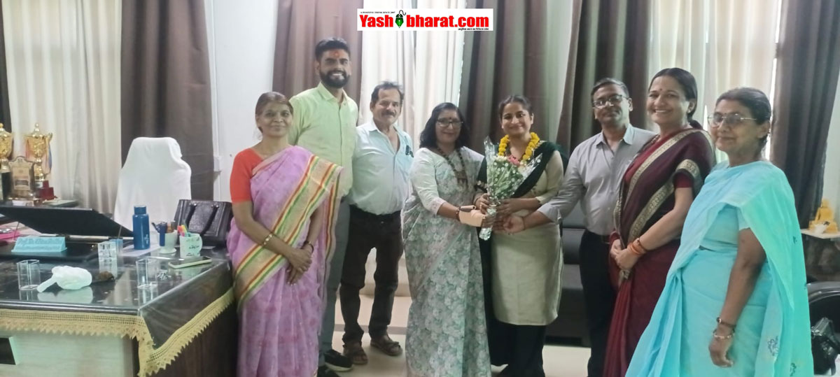 कटनी शासकीय कन्या महाविद्यालय की पूर्व छात्रा चारू जैन ने एमपीपीएससी में गाड़े झंडे; बनीं असिस्टेंट ट्रेजरी ऑफिसर, जिले का नाम किया रोशन