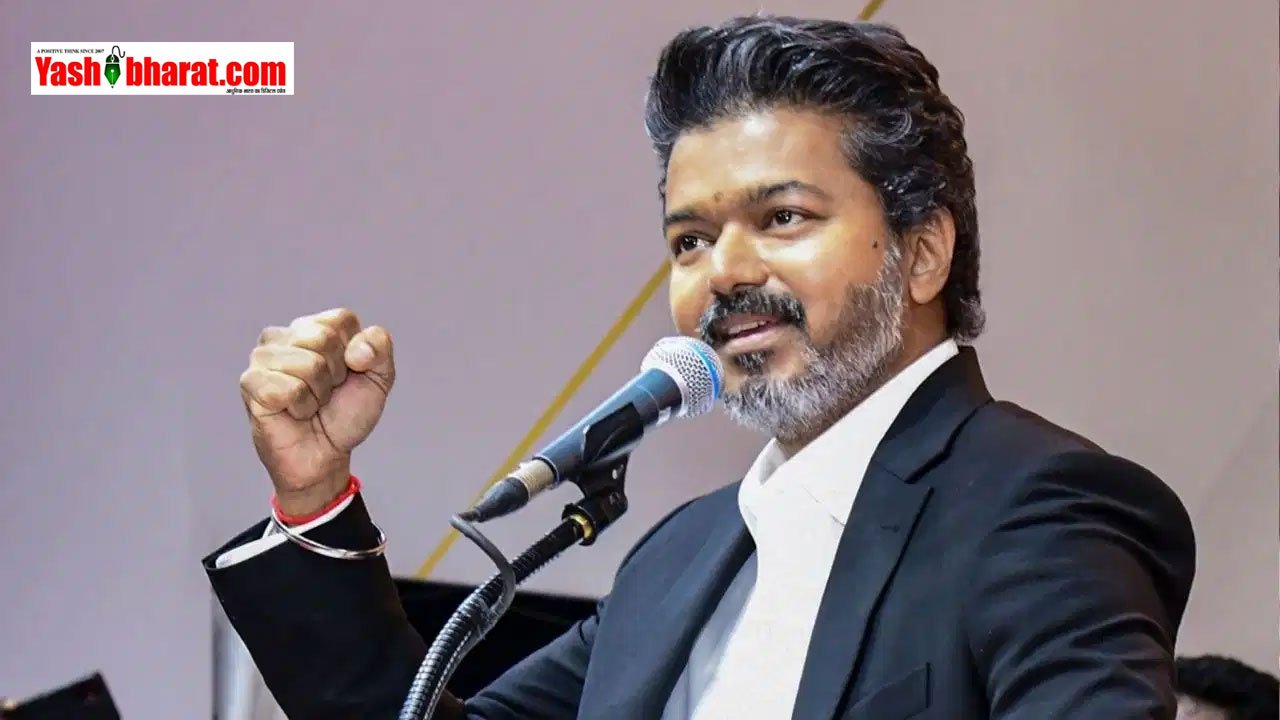 CM Vijay Signature Look 2026: तमिलनाडु के मुख्यमंत्री थलपति विजय ने खोला अपने 'सिग्नेचर लुक' का राज़; बताया आखिर क्यों हमेशा पहनते हैं 'ब्लैक कोट और व्हाइट शर्ट'