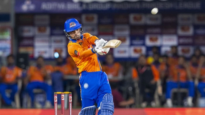 IPL स्टार अक्षत रघुवंशी के 9 छक्के और 32 गेंदों में 85 रन भी गए बेकार, होलकर स्टेडियम में भोपाल लेपर्ड्स का हैरतअंगेज पलटवार