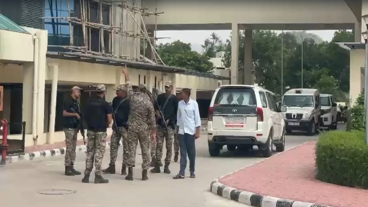 अजमेर जिला न्यायालय को बम से उड़ाने की धमकी: ई-मेल में लिखा- 'हमारा मकसद सिर्फ प्रॉपर्टी को नुकसान पहुंचाना, जजों को बाहर निकालो'