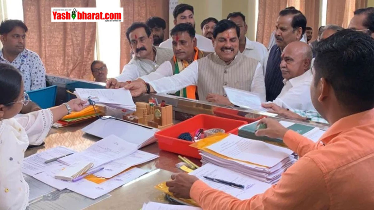 दतिया का महादंगल: नामांकन के आखिरी दिन आमने-सामने आए भाजपा-कांग्रेस के सूरमा, भारी शक्ति प्रदर्शन के बीच दाखिल किए पर्चे
