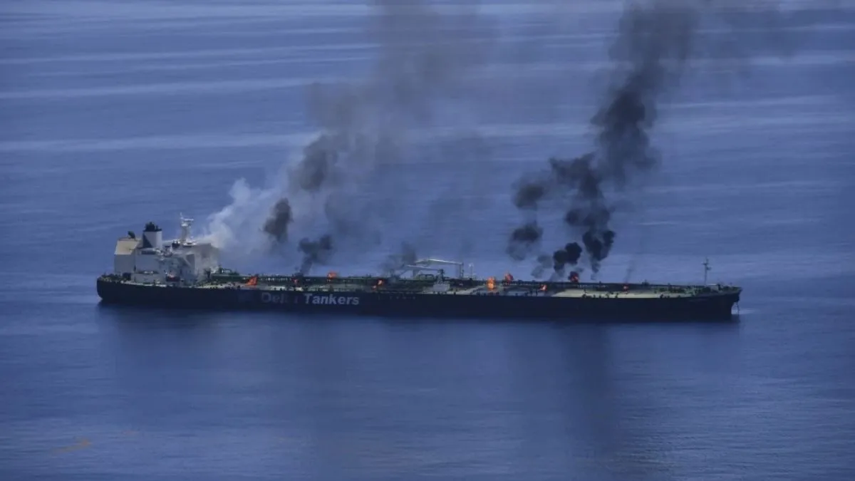 मध्य पूर्व में फिर बढ़ा तनाव: लाल सागर में सऊदी अरब के 2 तेल टैंकरों पर हूती विद्रोहियों का बड़ा हमला, मिसाइल और ड्रोन से निशाना बनाया
