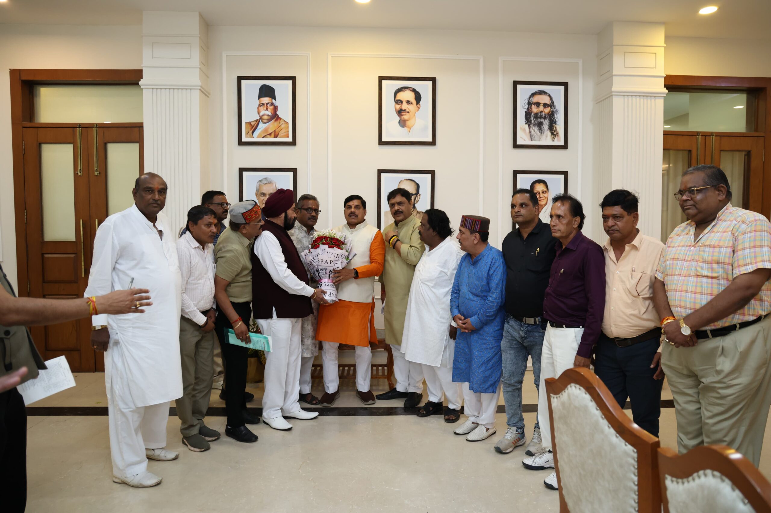 फेडरेशन ऑफ एमपी टैंट एसोसिएशन का 8वां प्रांतीय अधिवेशन 1 सितंबर को भोपाल में,भूमि पूजन में शामिल हुए विधायक संदीप जायसवाल, ने मुख्यमंत्री डॉ. मोहन यादव से मुलाकात कर मुख्य अतिथि बनने का दिया आमंत्रण 22 IMG 20260819 WA0032 scaled