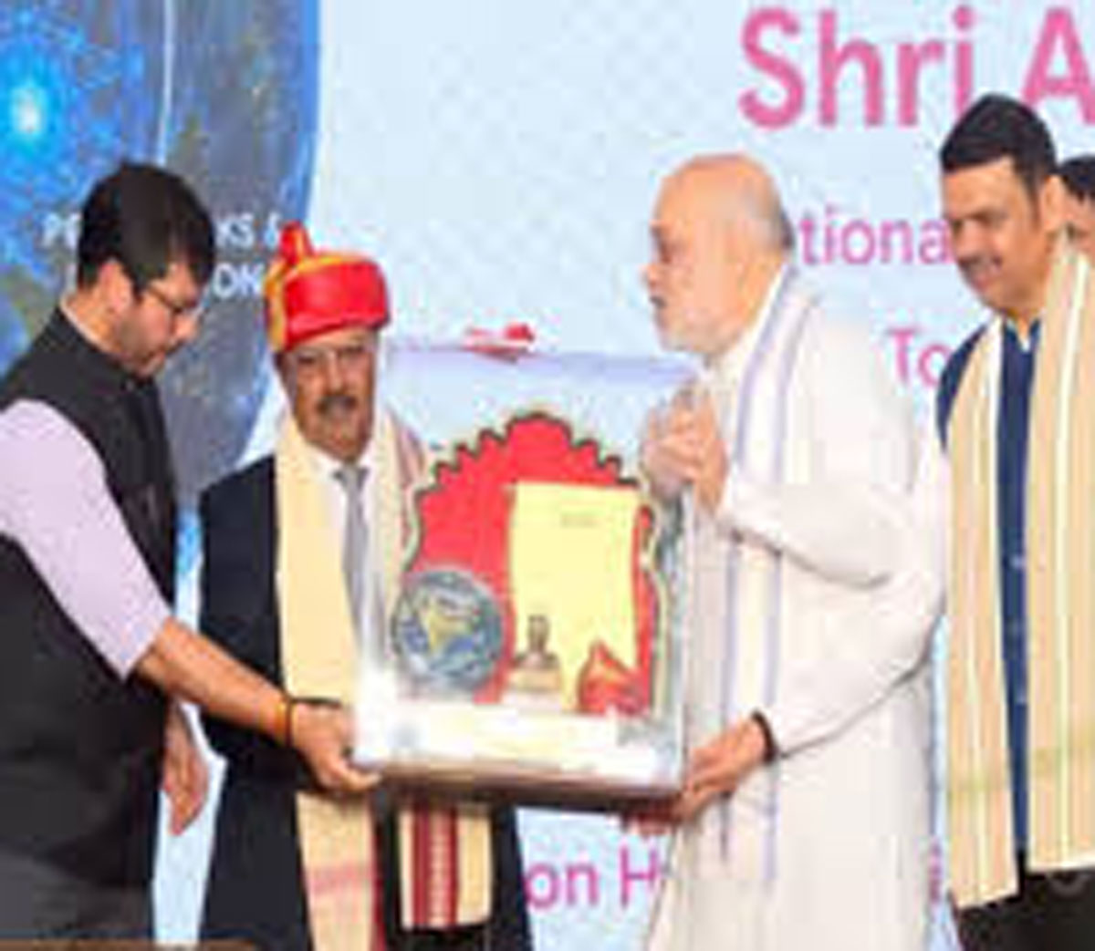 NSA अजीत डोभाल 'लोकमान्य तिलक पुरस्कार' से सम्मानित; अमित शाह बोले- इंडियन मुजाहिदीन की टिप ने सुलझाई थी 13 बम धमाकों की गुत्थी 22 ajit dobhal ko mila lokmany