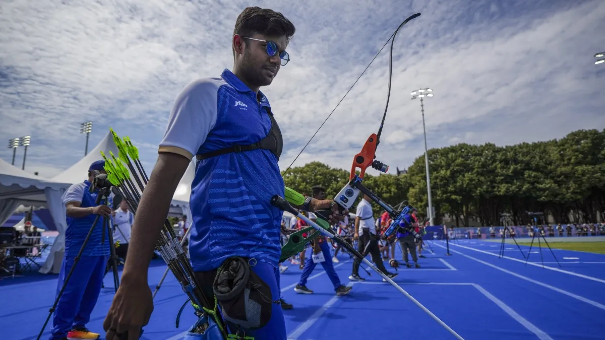 Asian Games 2026: धीरज और कुमकुम की जोड़ी ने रचा इतिहास; तीरंदाजी के मिक्स्ड रिकर्व में भारत को पहली बार मिला सिल्वर मेडल
